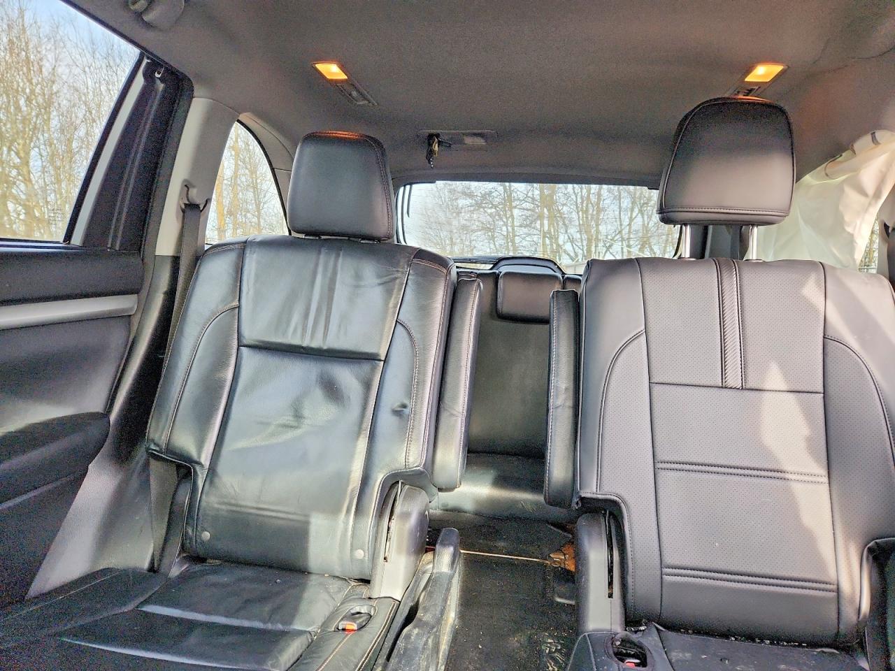 2014 TOYOTA HIGHLANDER XLE photo 10