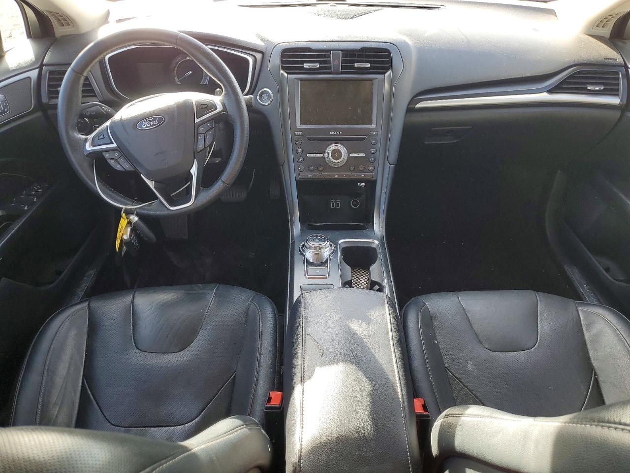 2019 FORD FUSION TITANIUM photo 8