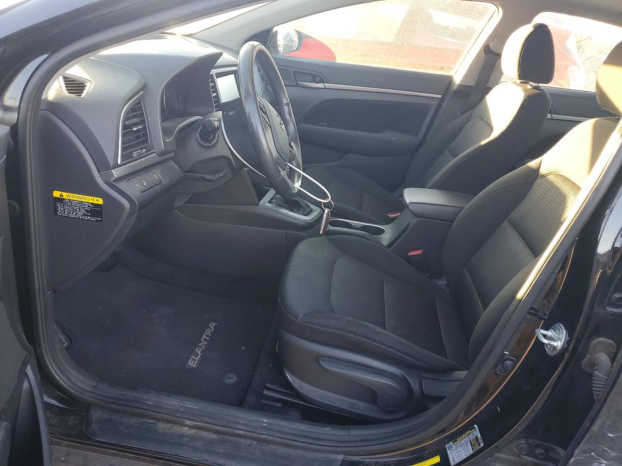 2018 HYUNDAI ELANTRA SEL photo 7