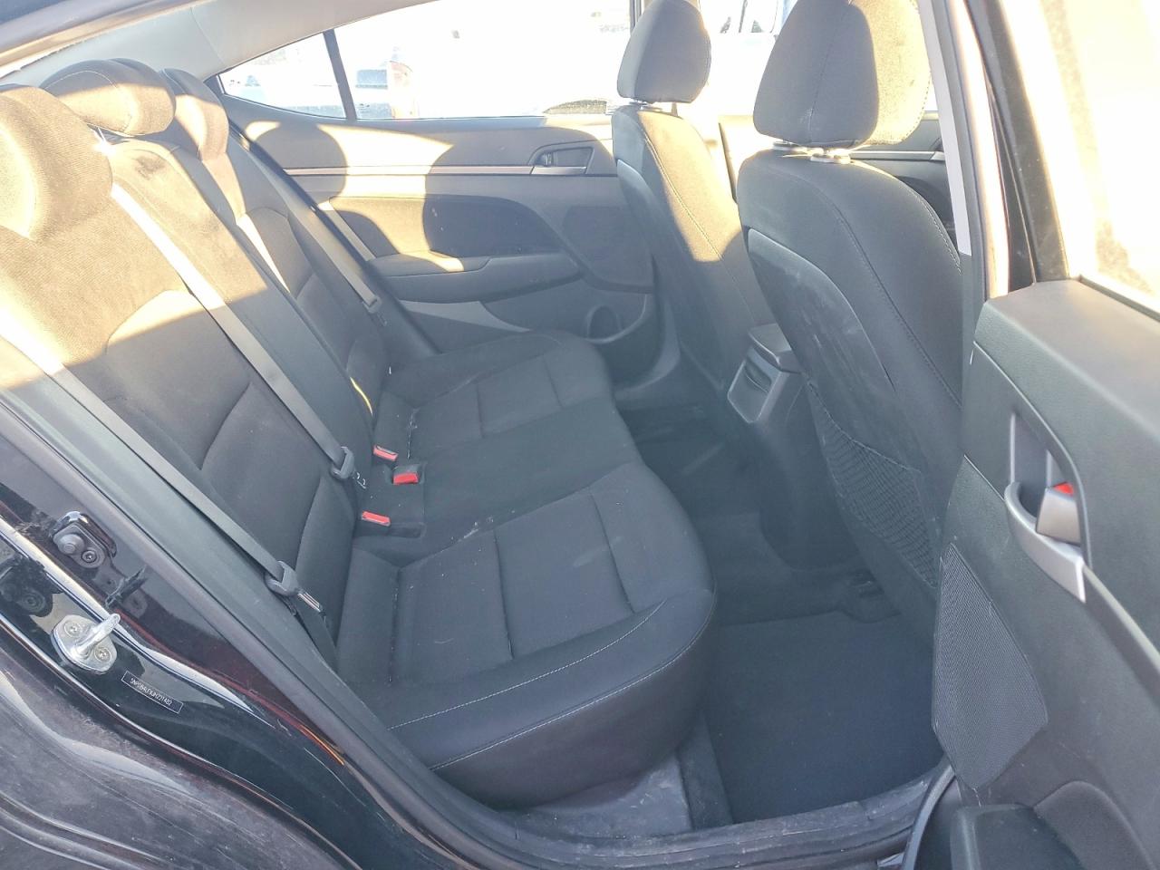 2018 HYUNDAI ELANTRA SEL photo 10