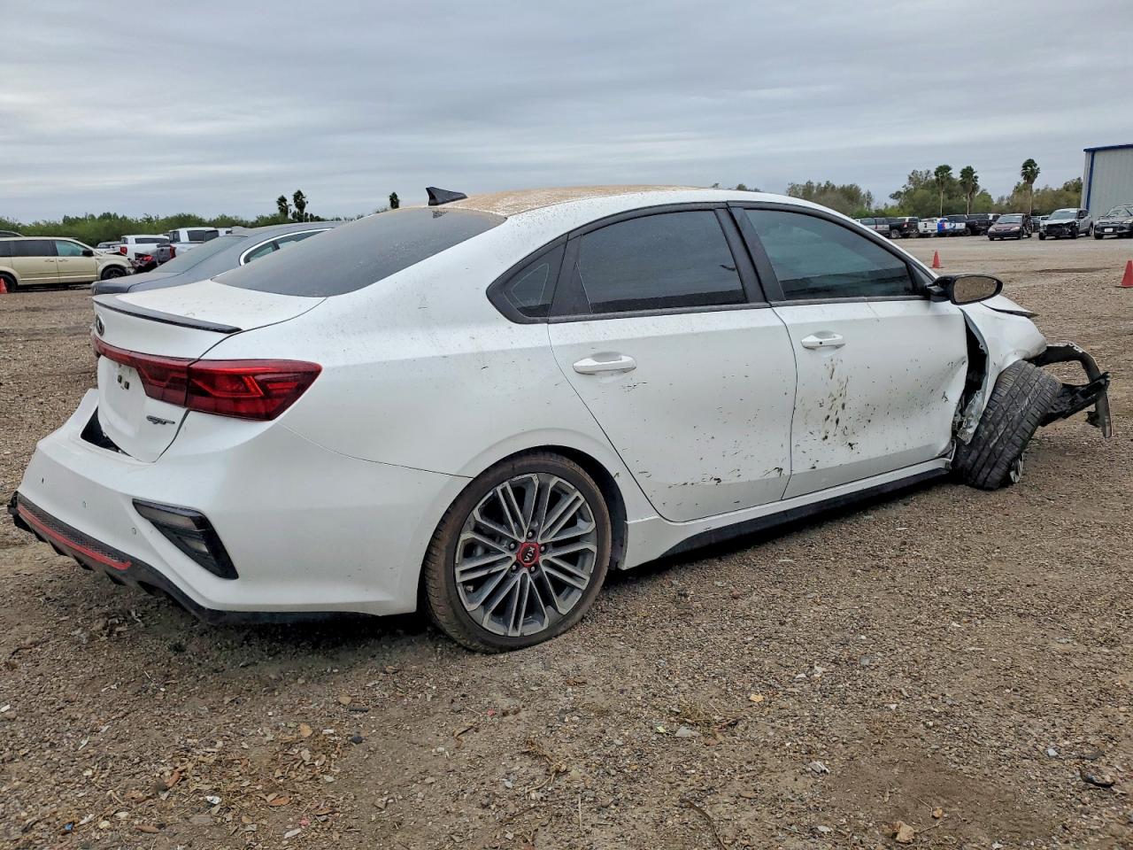 2021 KIA FORTE GT photo 3