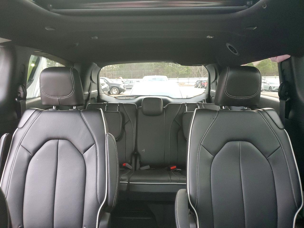 2026 CHRYSLER PACIFICA LIMITED photo 10