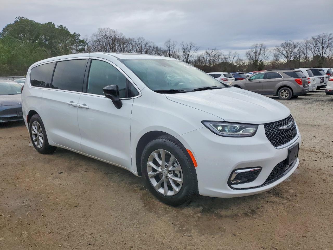 2026 CHRYSLER PACIFICA LIMITED photo 4