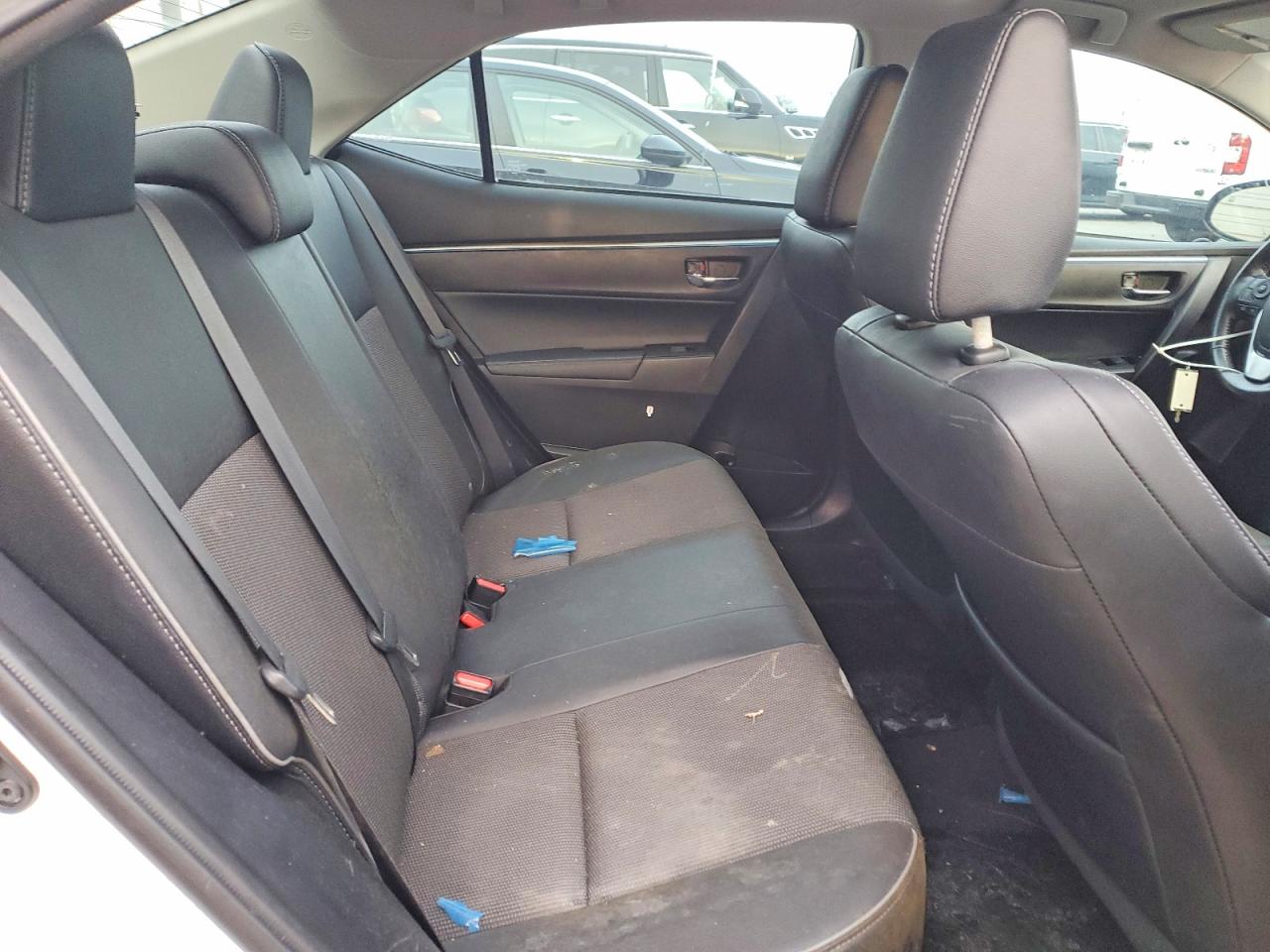 2014 TOYOTA COROLLA L photo 19
