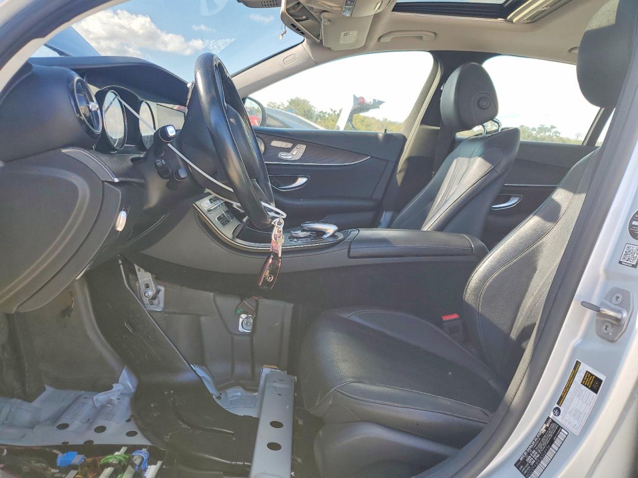 2018 MERCEDES-BENZ E 300 photo 13