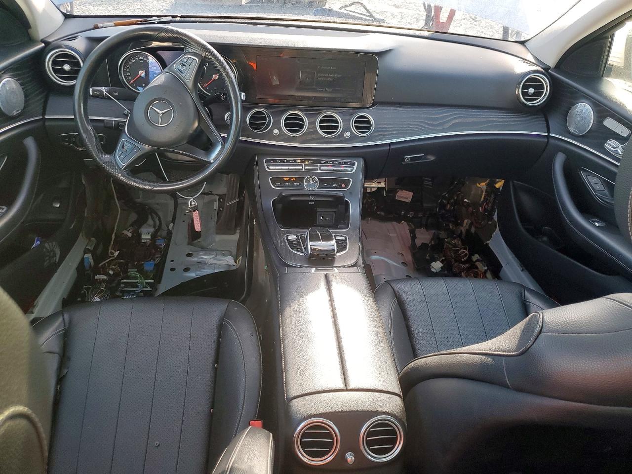2018 MERCEDES-BENZ E 300 photo 15