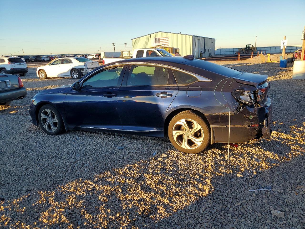 2018 HONDA ACCORD EXL photo 2