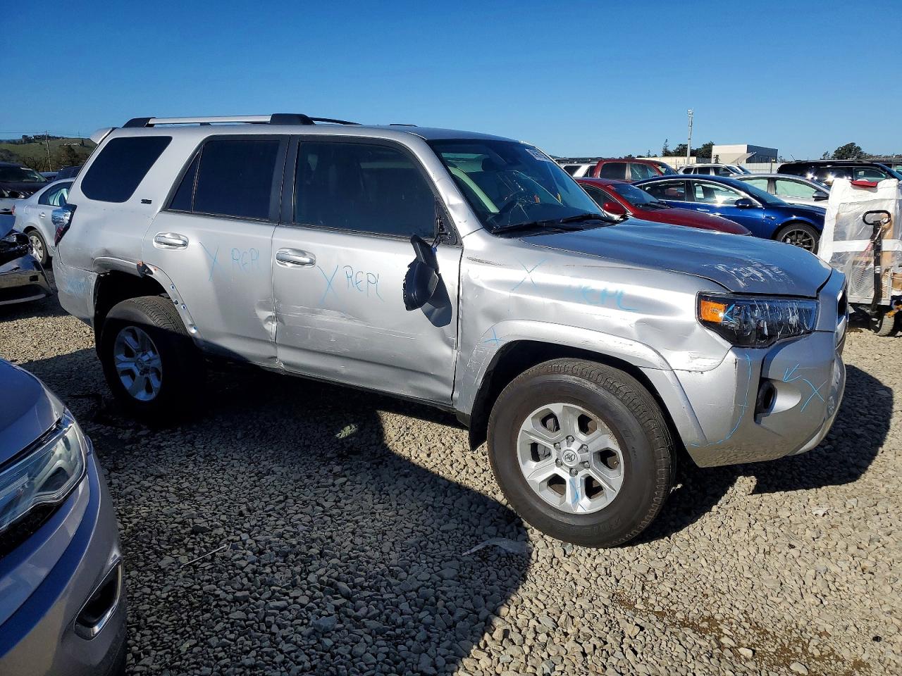 2022 TOYOTA 4RUNNER SR5/SR5 PREMIUM photo 4
