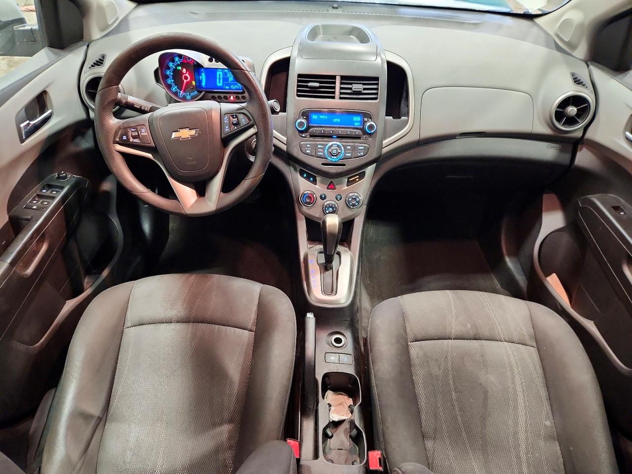 2014 CHEVROLET SONIC LT photo 8