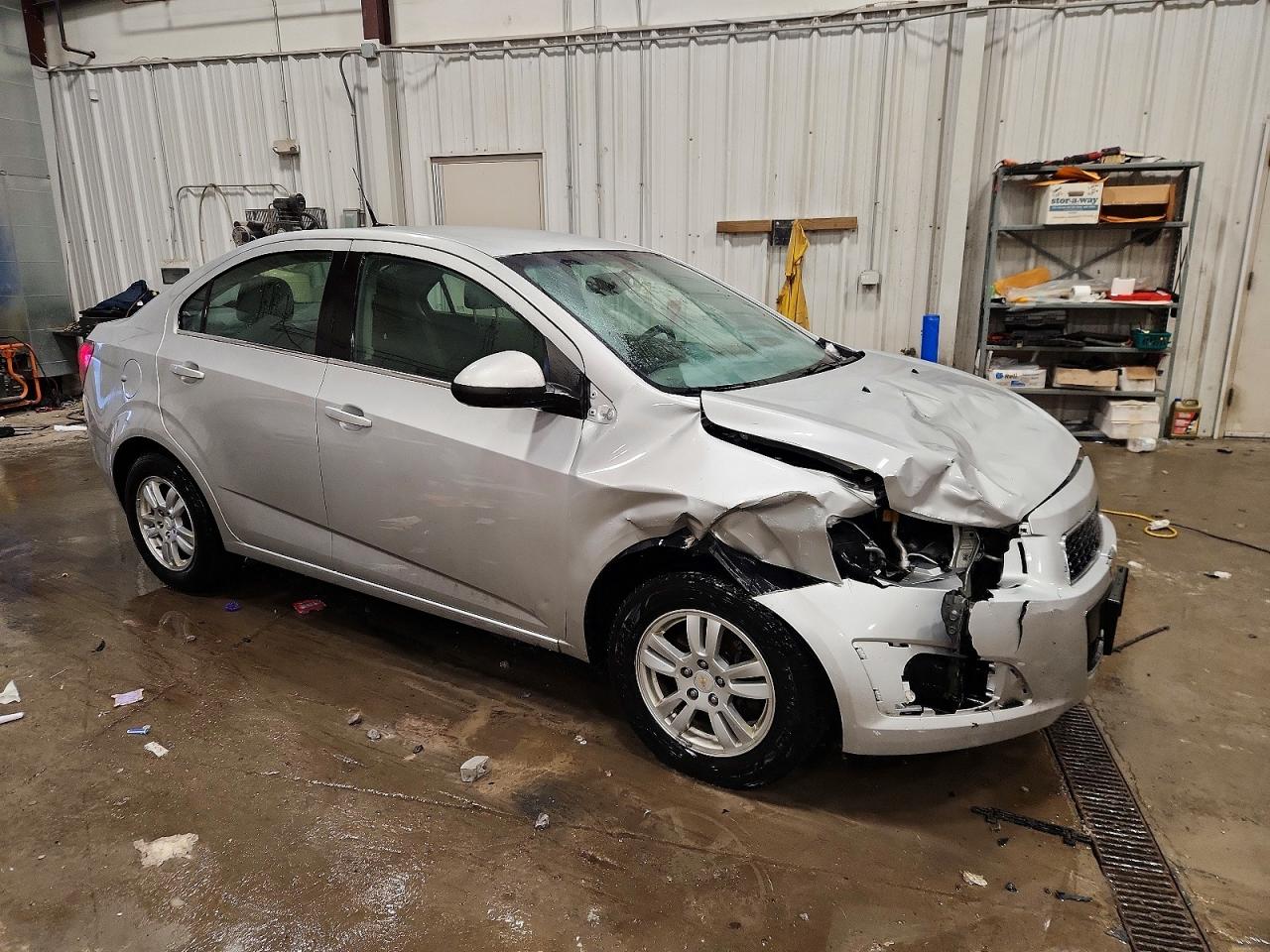 2014 CHEVROLET SONIC LT photo 4