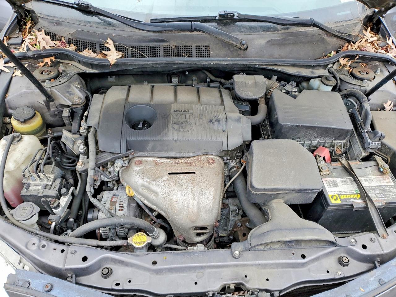 2011 TOYOTA CAMRY BASE photo 11
