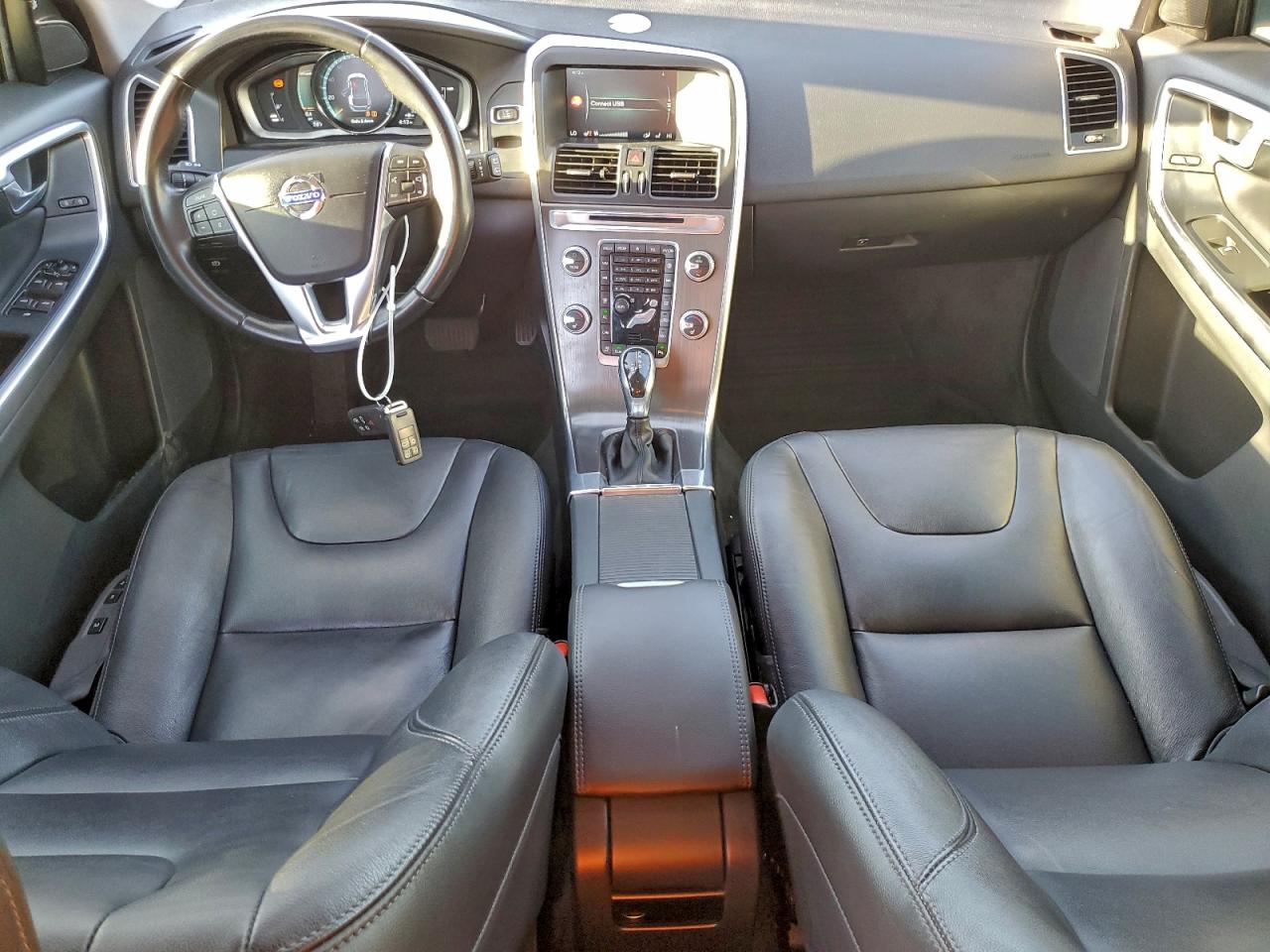 2015 VOLVO XC60 T5 PREMIER photo 8