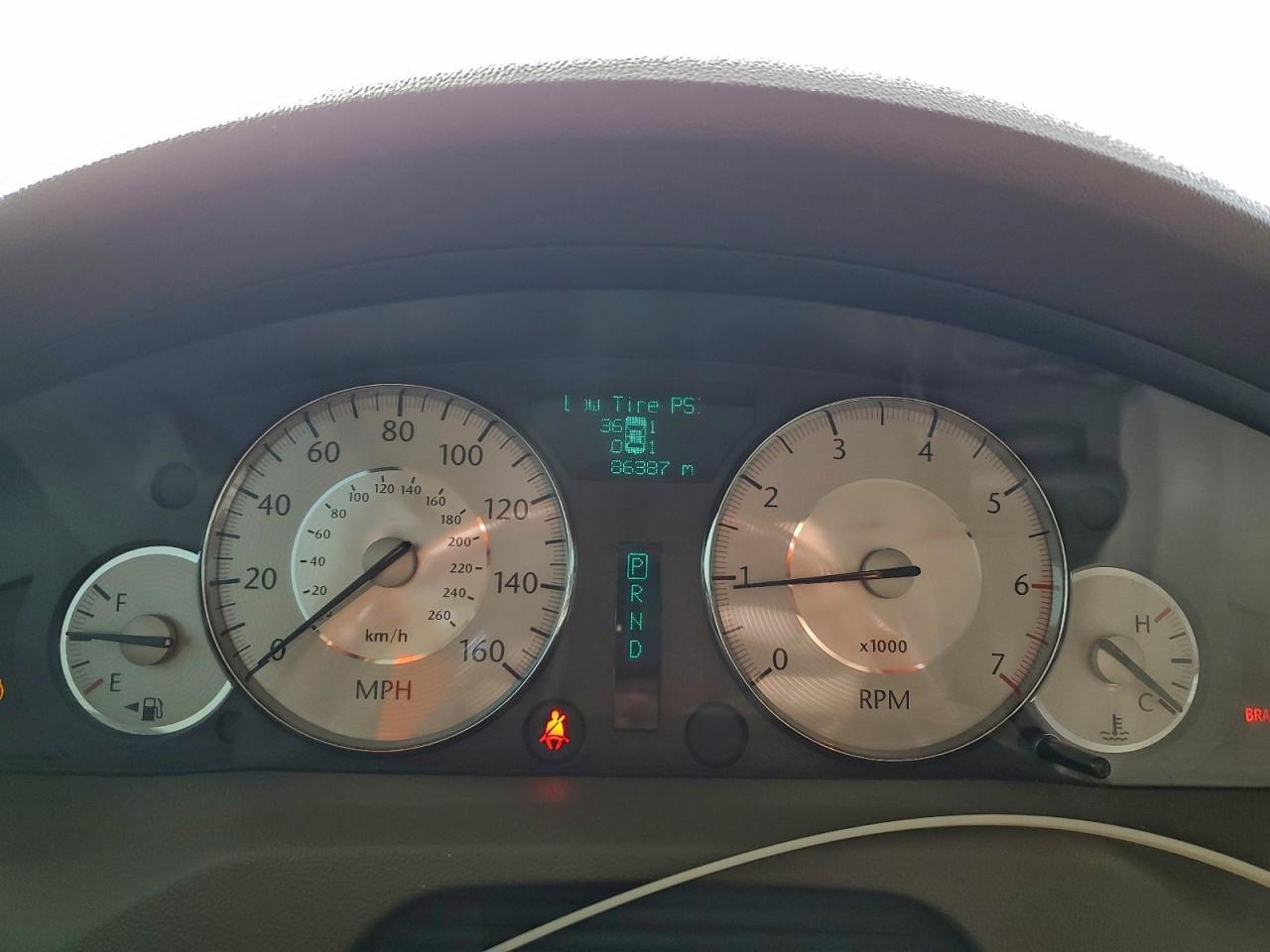 2009 CHRYSLER 300C photo 9