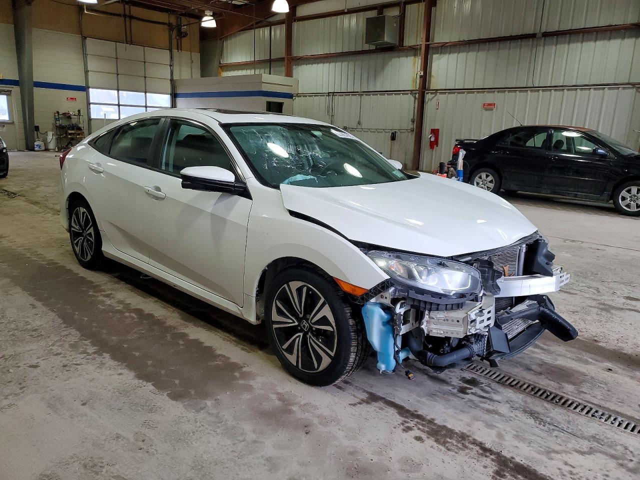 2017 HONDA CIVIC EX photo 4