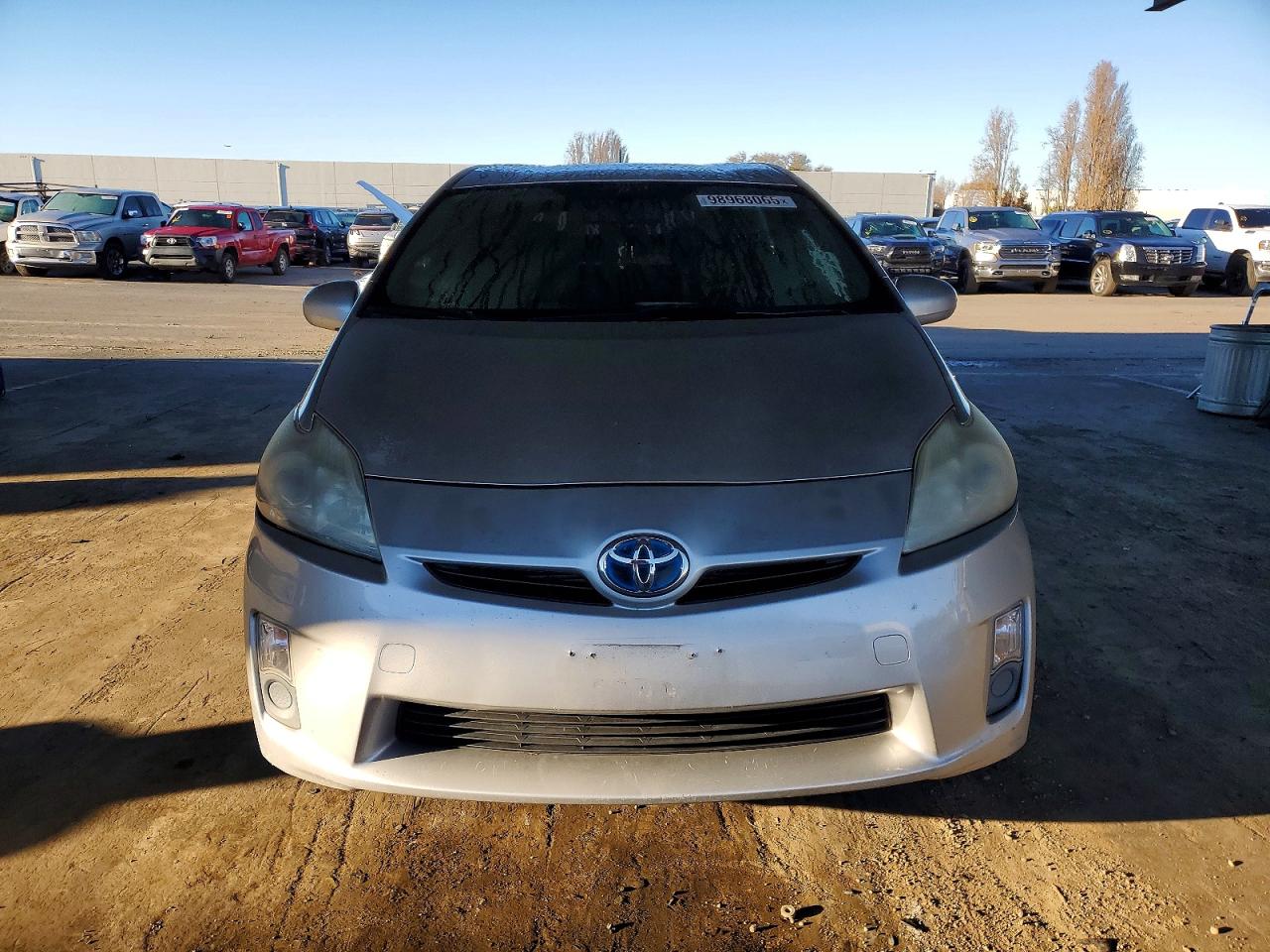 2010 TOYOTA PRIUS photo 9