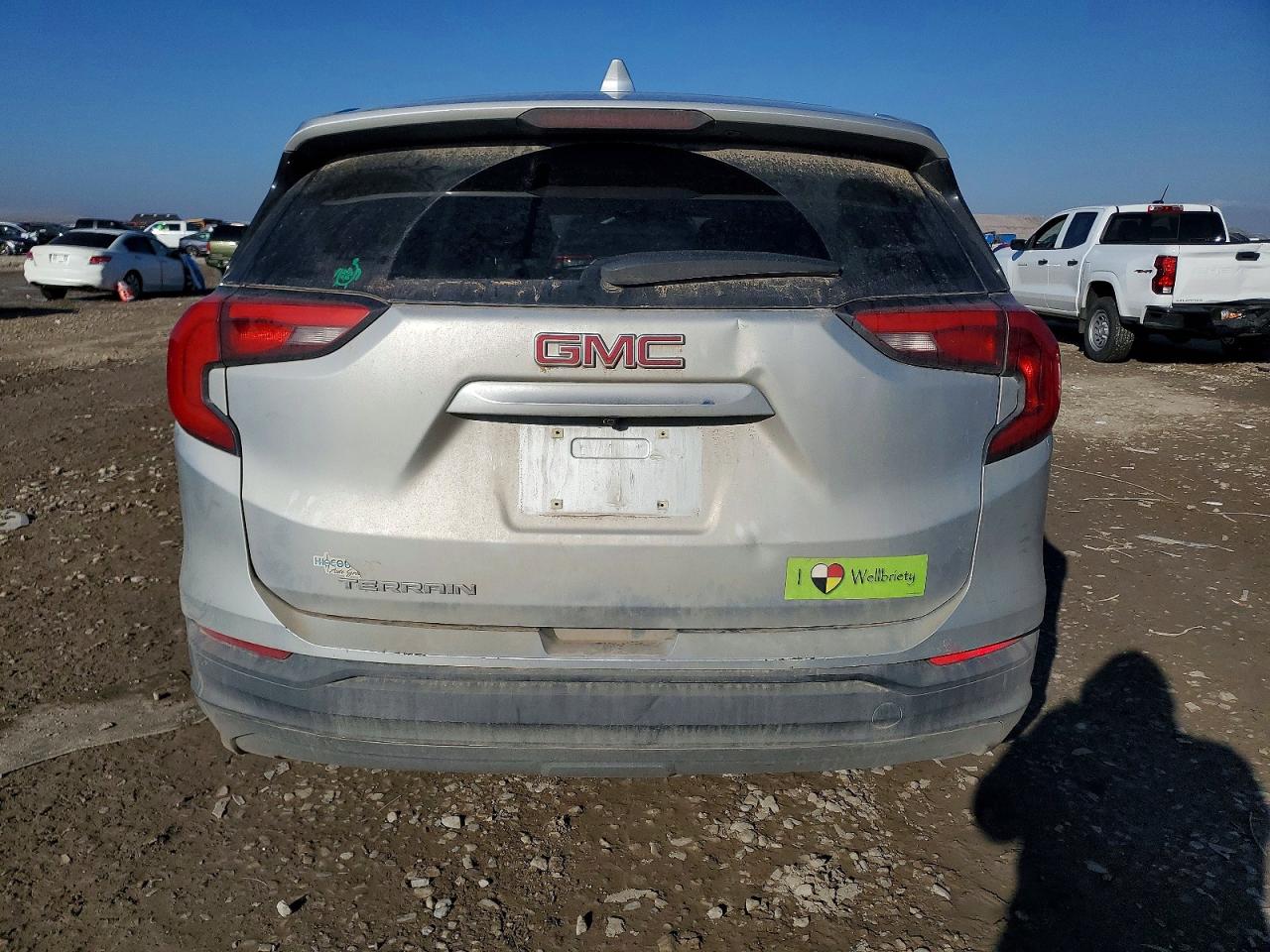 2018 GMC TERRAIN SLE photo 6