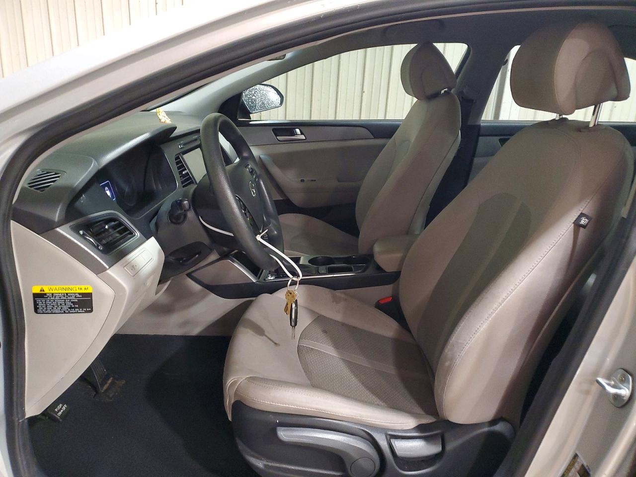 2017 HYUNDAI SONATA SE photo 13