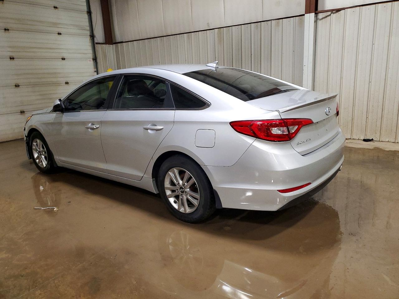 2017 HYUNDAI SONATA SE photo 3