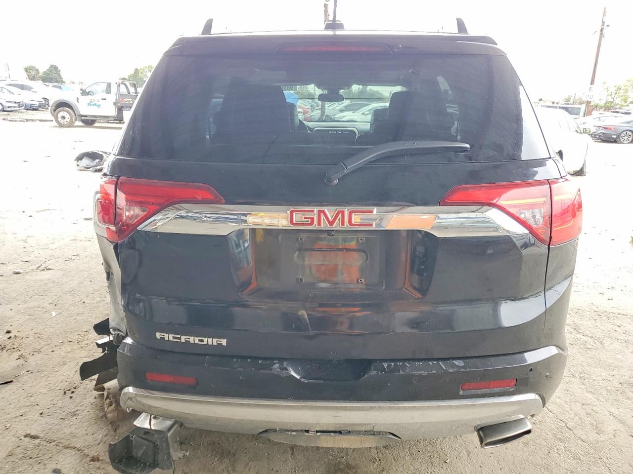 2017 GMC ACADIA DENALI photo 11