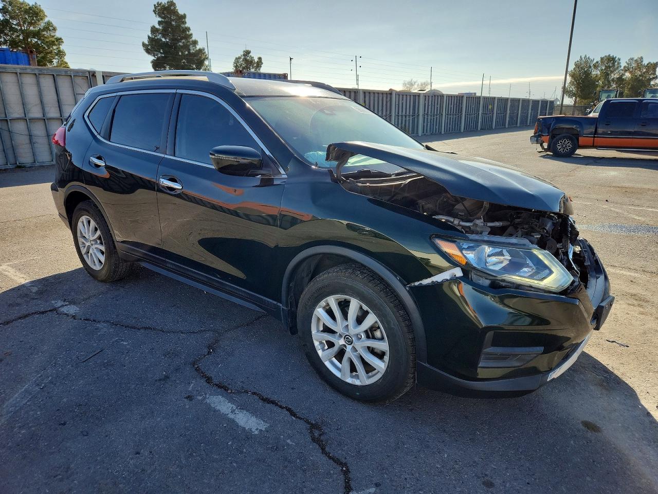 2019 NISSAN ROGUE S photo 4