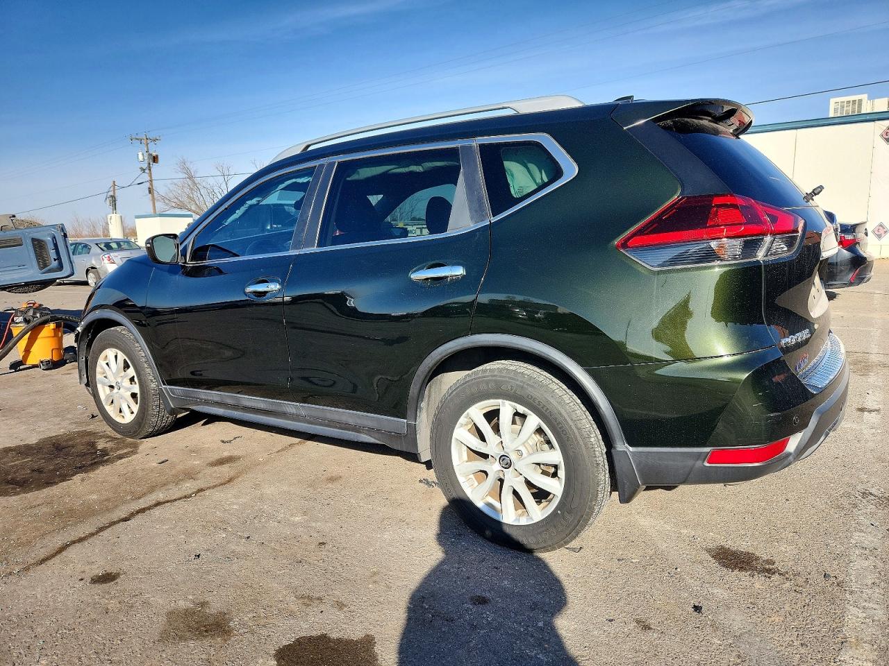 2019 NISSAN ROGUE S photo 2