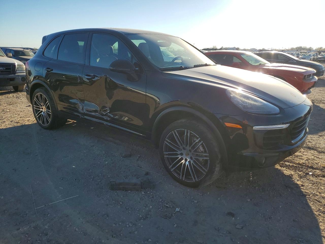 2017 PORSCHE CAYENNE S photo 4