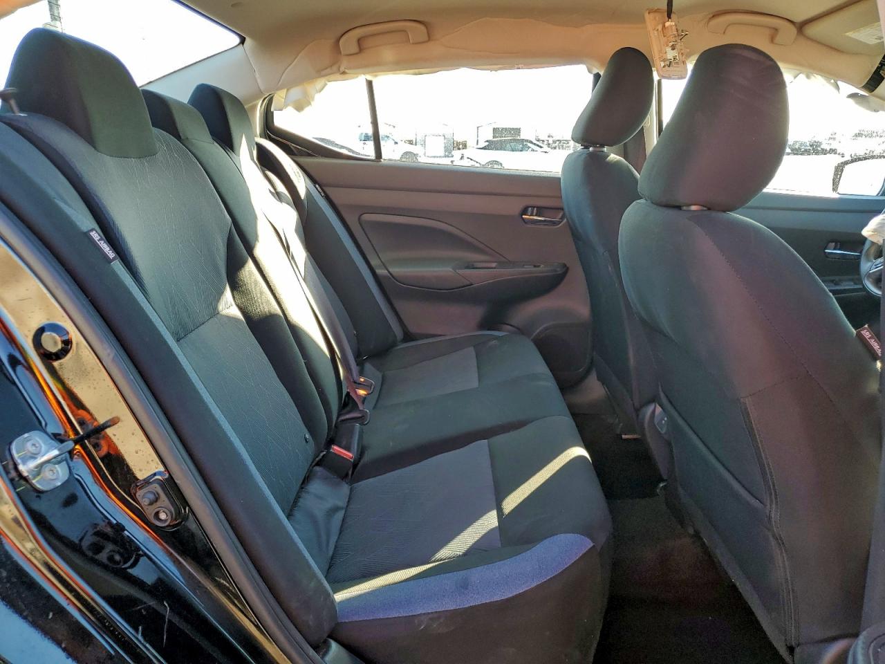2025 NISSAN VERSA SV photo 19