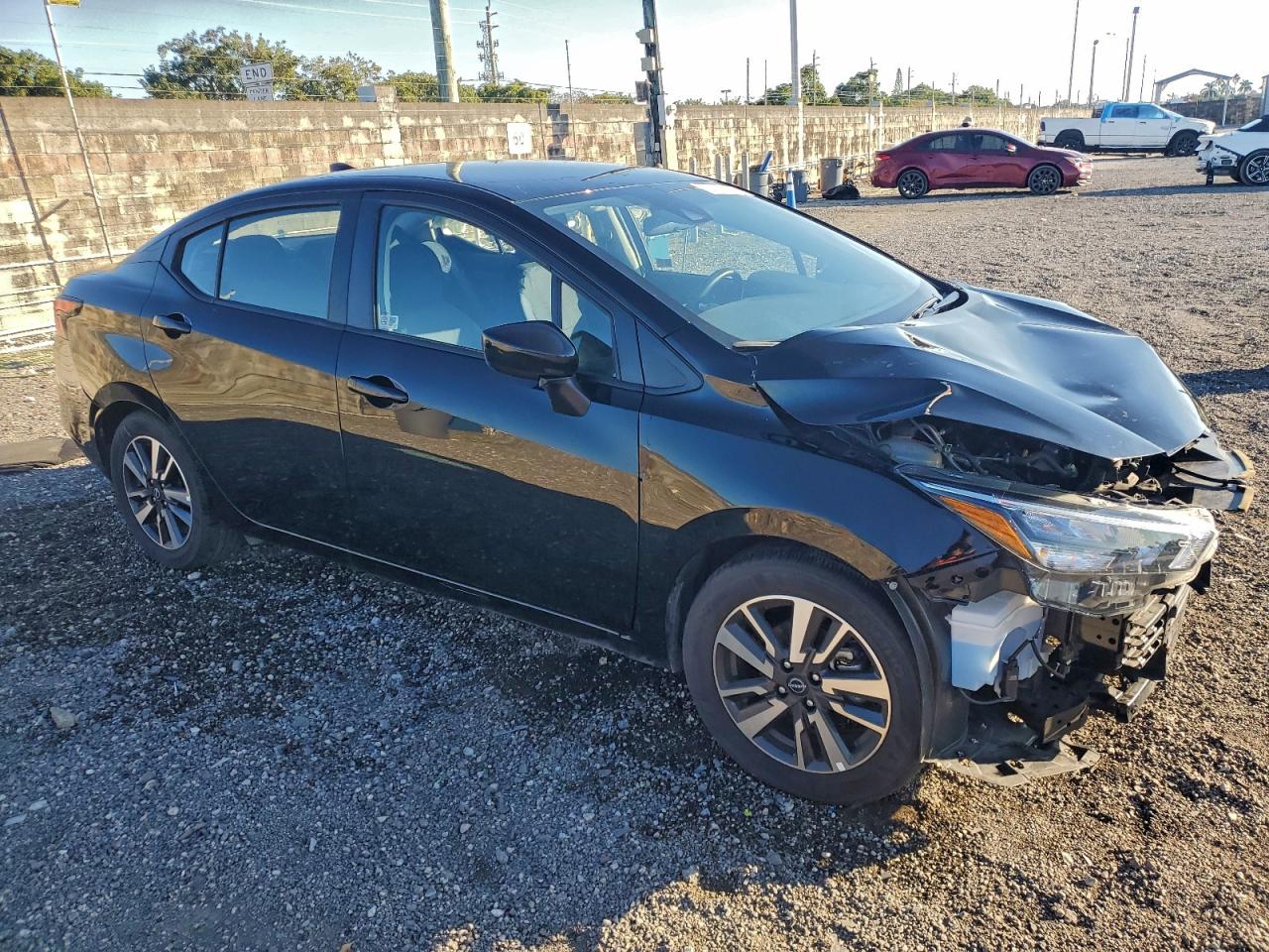2025 NISSAN VERSA SV photo 7