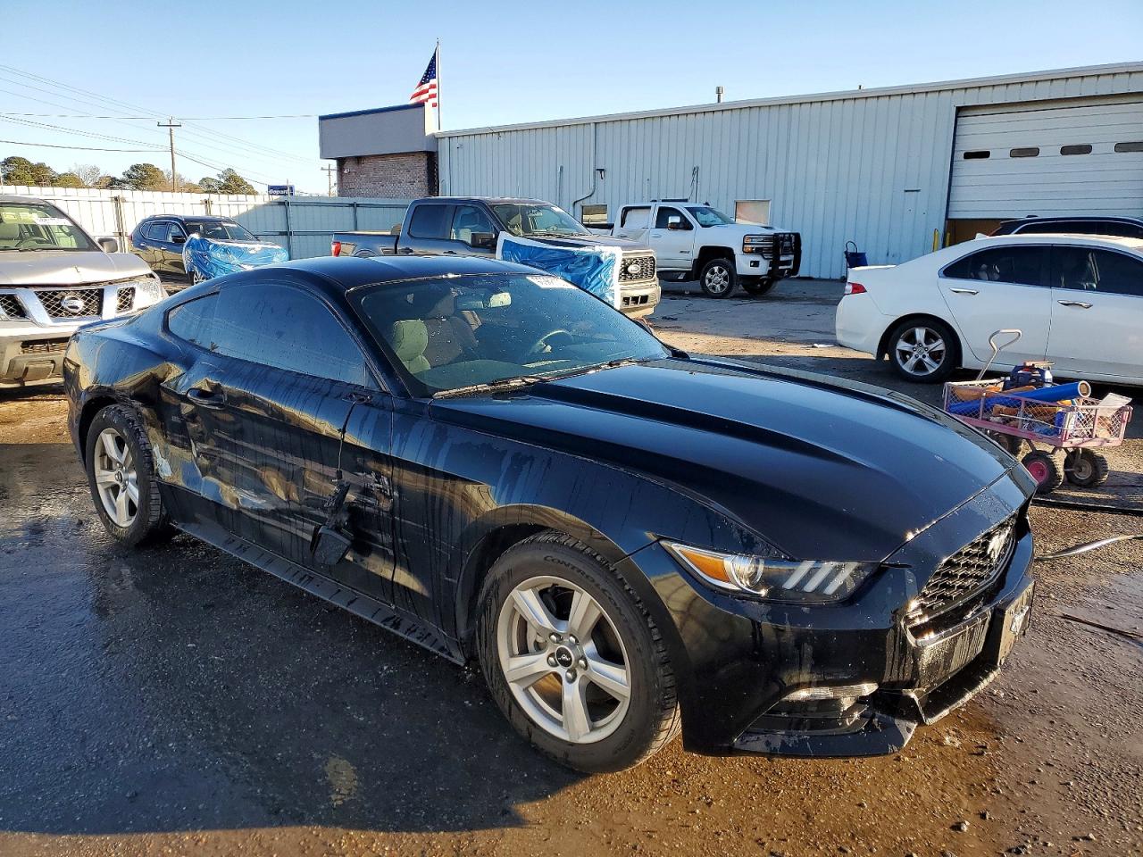 2017 FORD MUSTANG photo 10