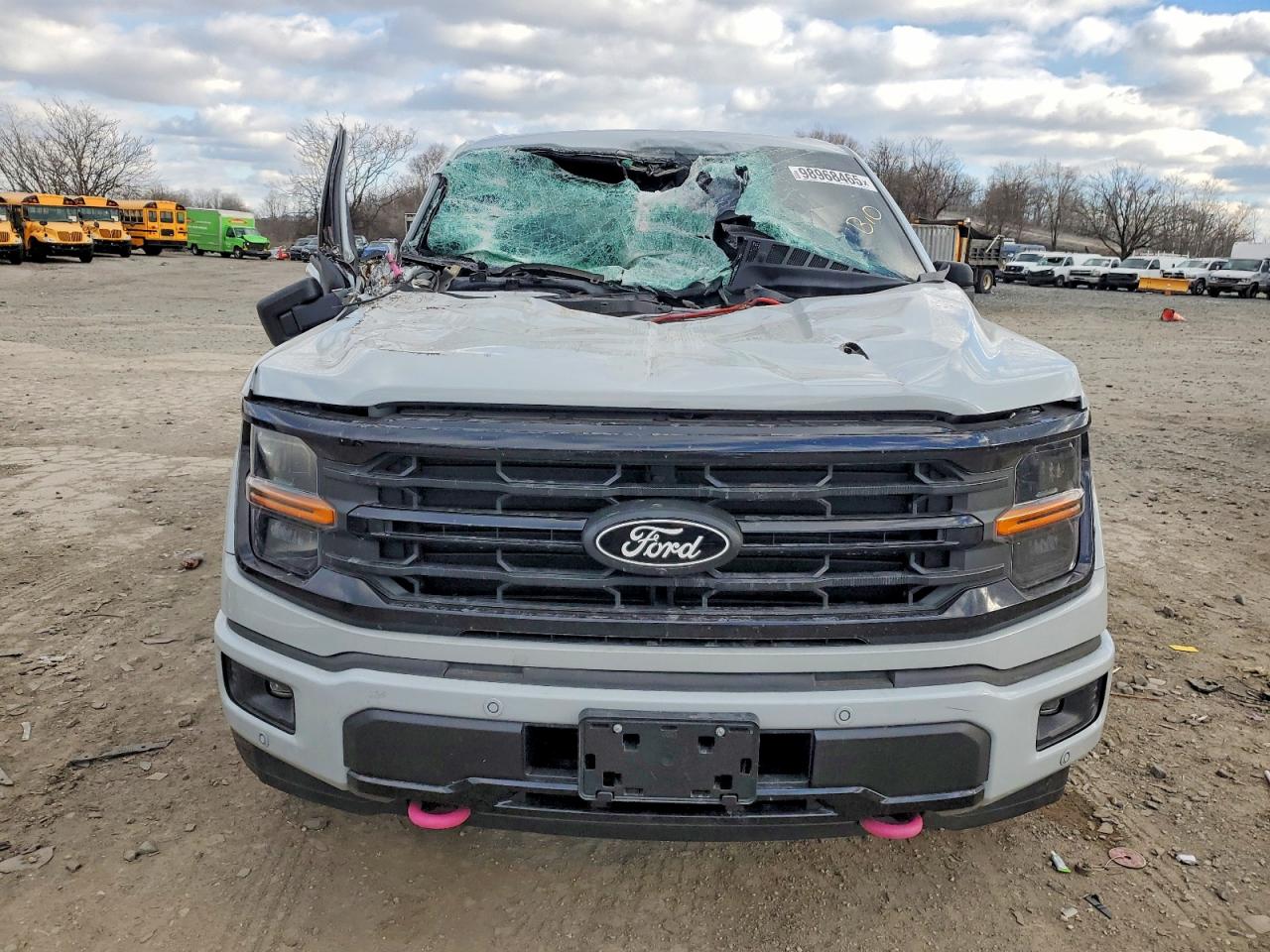 2024 FORD F150 XLT photo 9