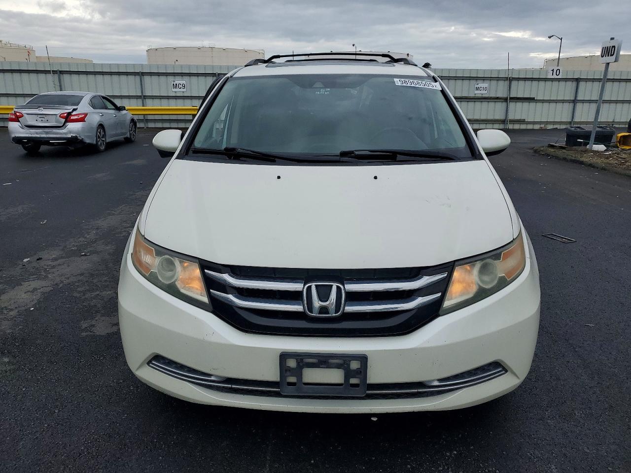 2014 HONDA ODYSSEY EXL photo 9