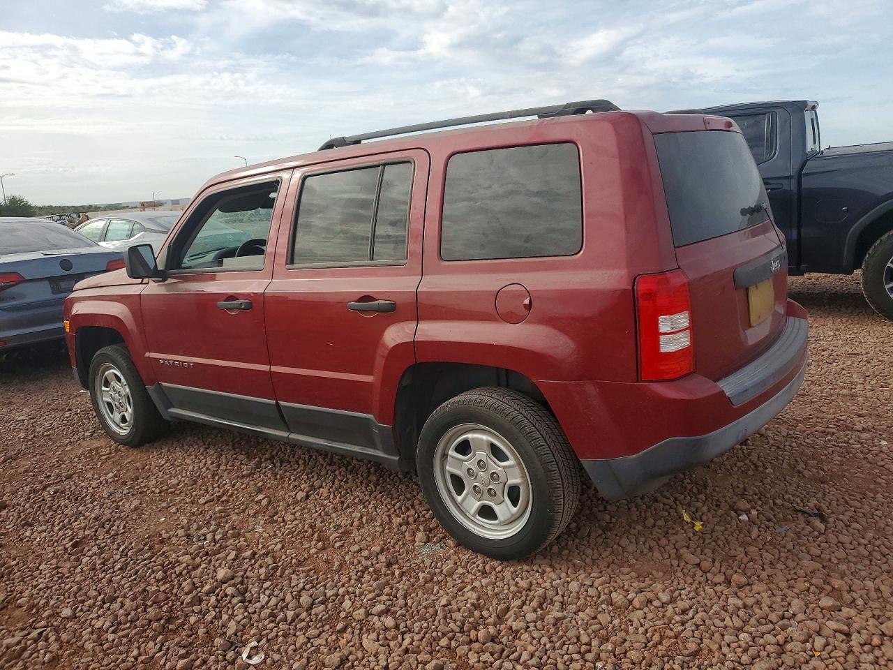 2014 JEEP PATRIOT SPORT photo 2