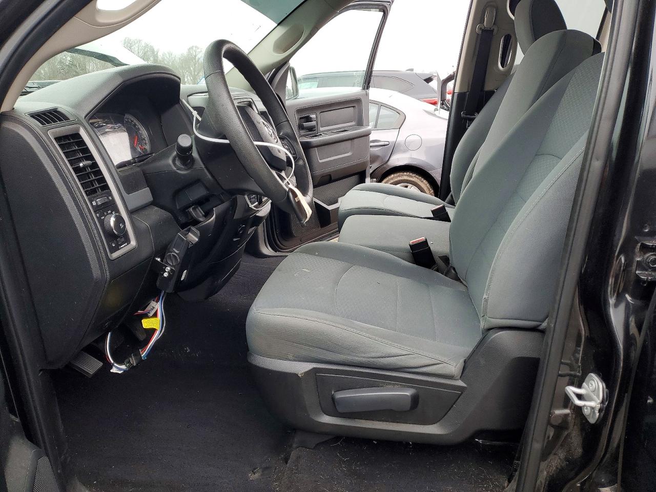 2018 RAM 1500 ST photo 7