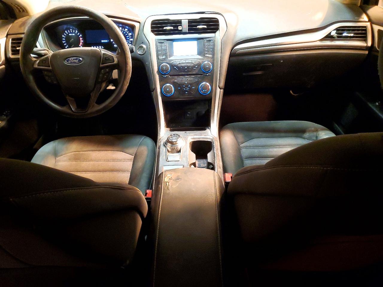 2017 FORD FUSION SE photo 22