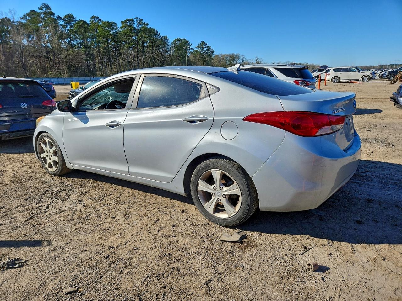 2013 HYUNDAI ELANTRA GLS photo 2