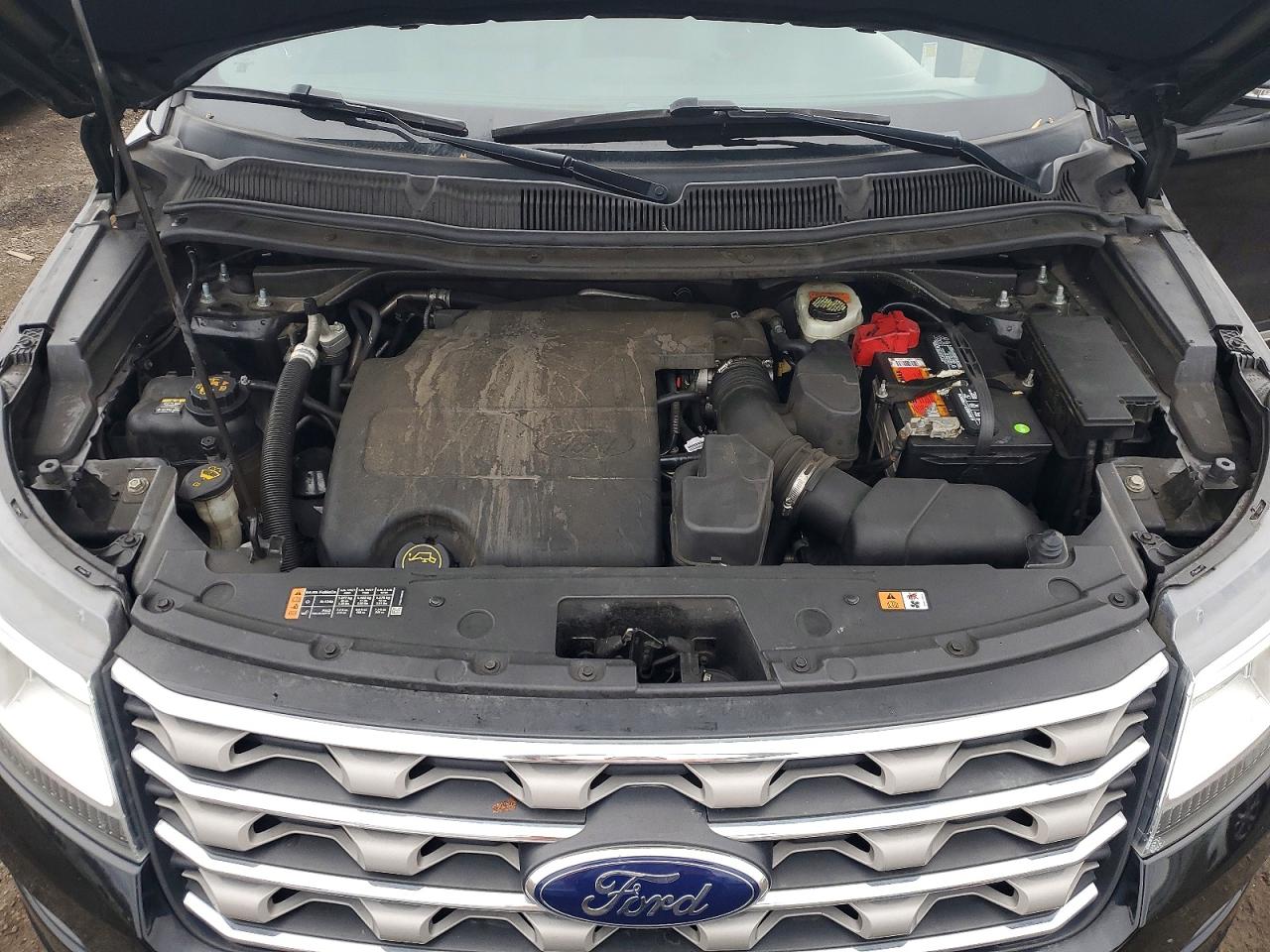 2017 FORD EXPLORER XLT photo 12