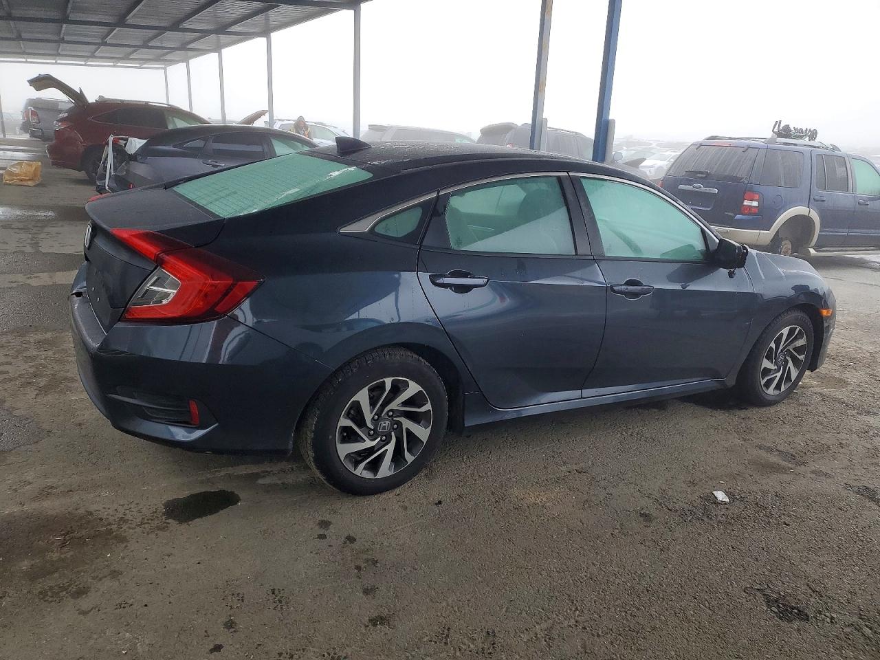 2017 HONDA CIVIC EX photo 3