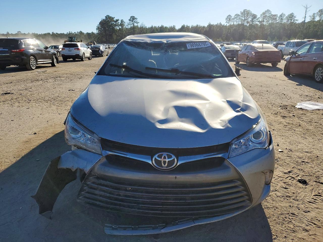 2015 TOYOTA CAMRY LE photo 13