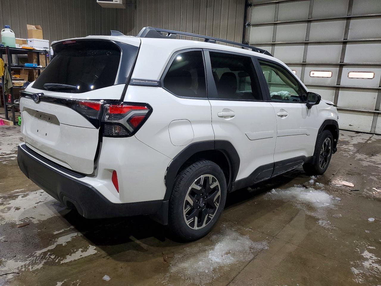 2025 SUBARU FORESTER PREMIUM photo 3