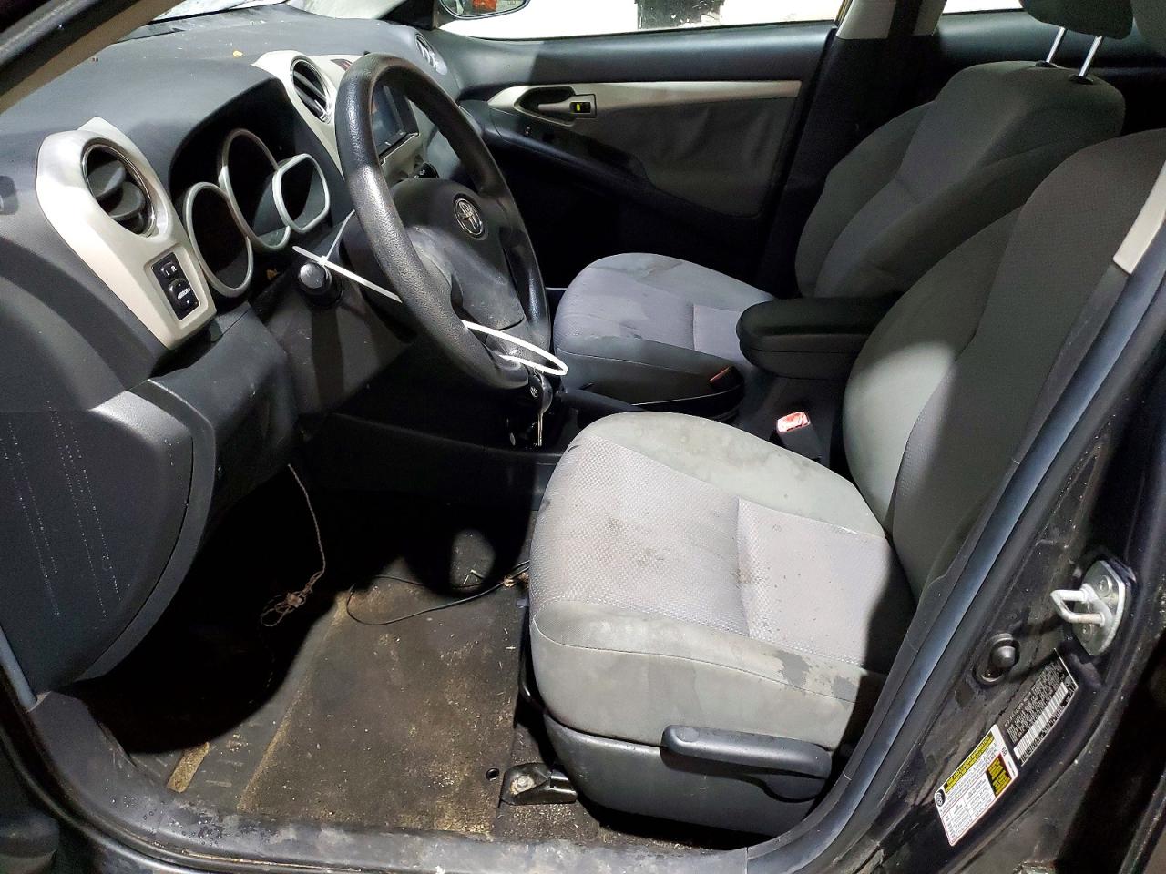 2010 TOYOTA COROLLA MATRIX S photo 7