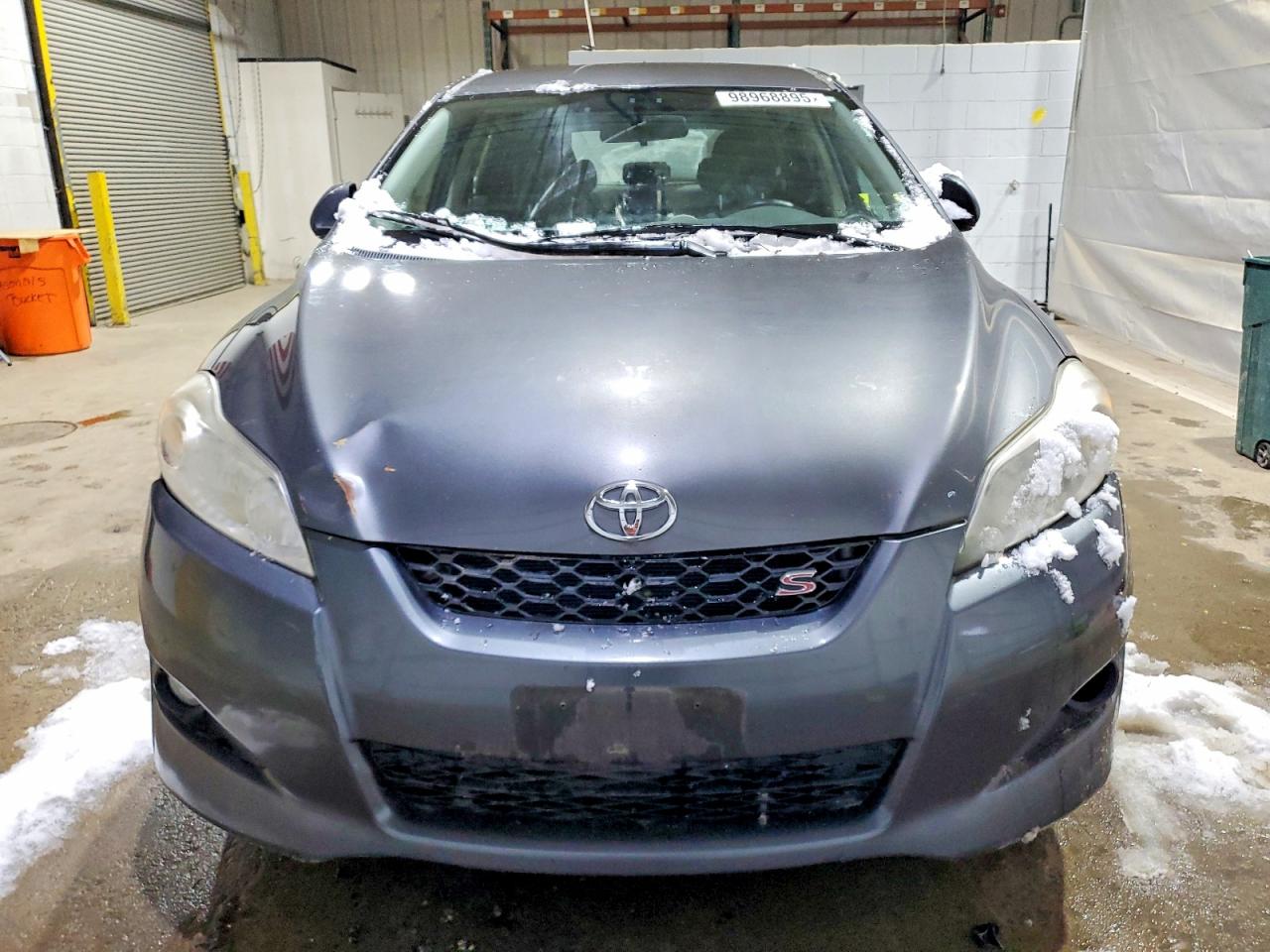 2010 TOYOTA COROLLA MATRIX S photo 5