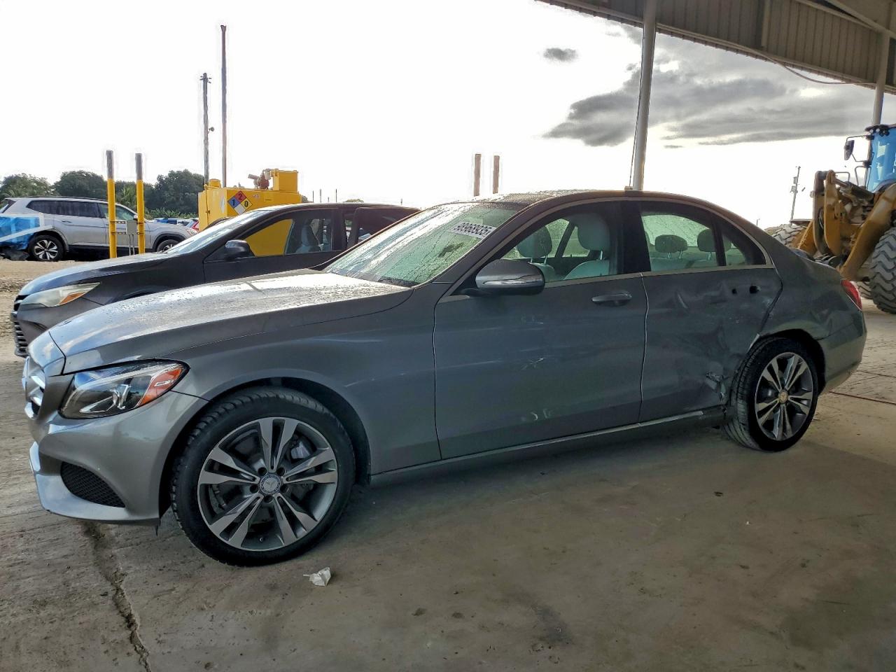 2015 MERCEDES-BENZ C