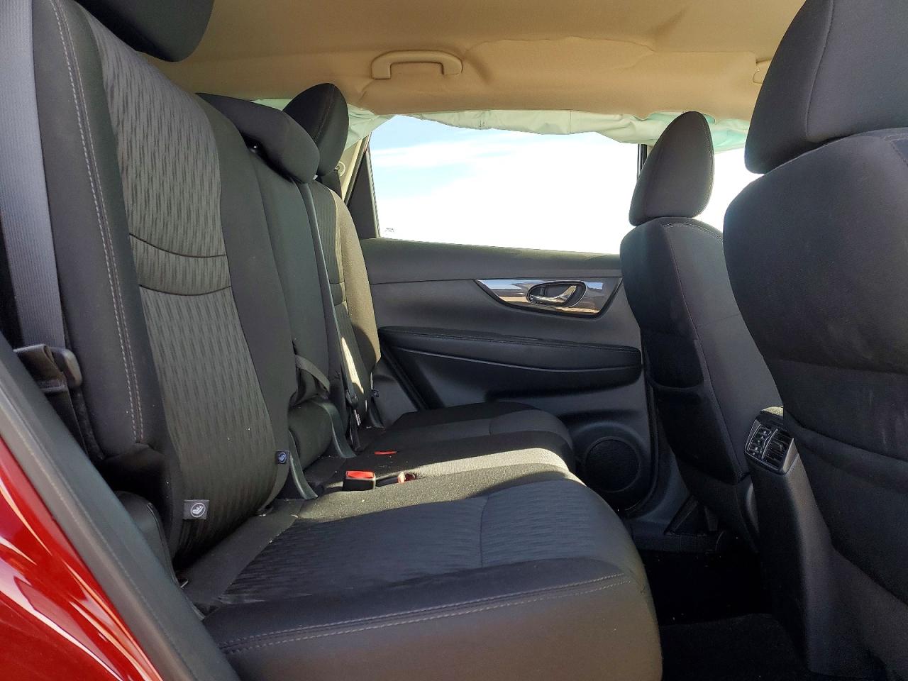 2020 NISSAN ROGUE S photo 11