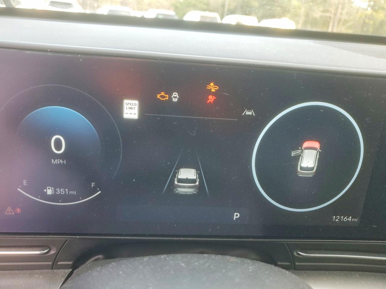 2025 HYUNDAI KONA SEL photo 9