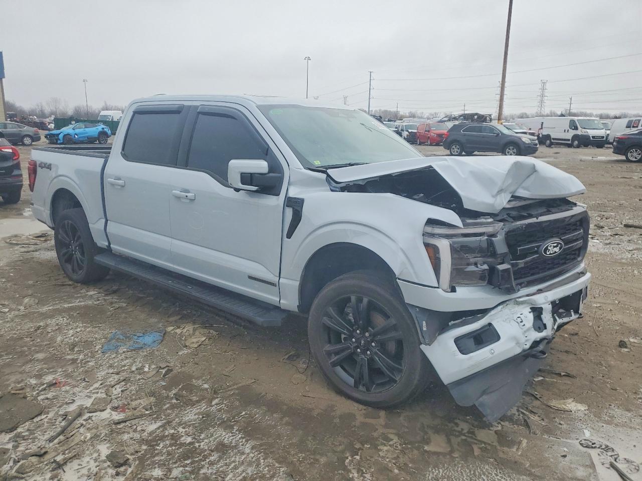 2025 FORD F150 LARIAT photo 4
