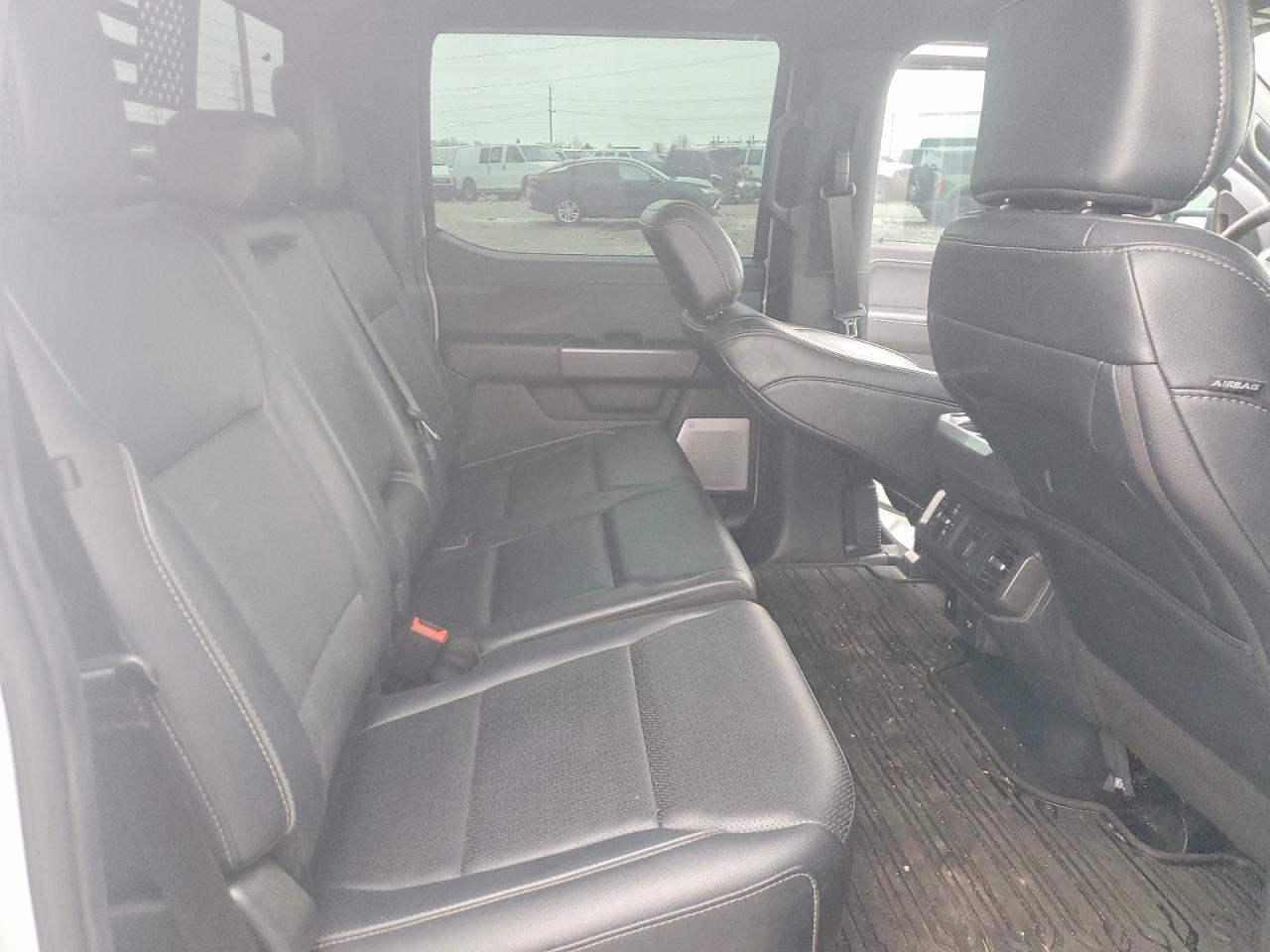 2025 FORD F150 LARIAT photo 10