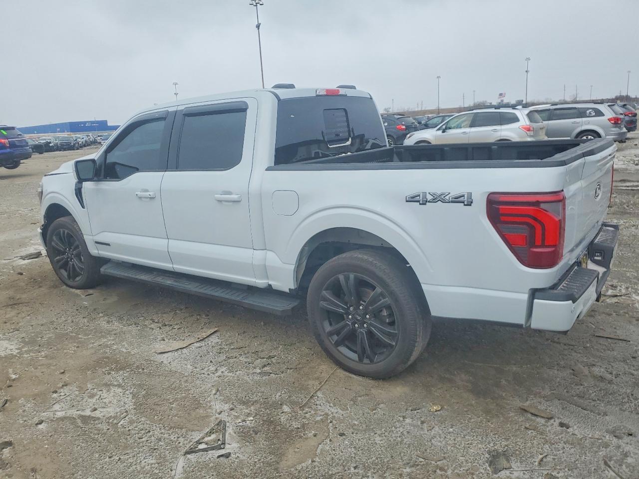 2025 FORD F150 LARIAT photo 2