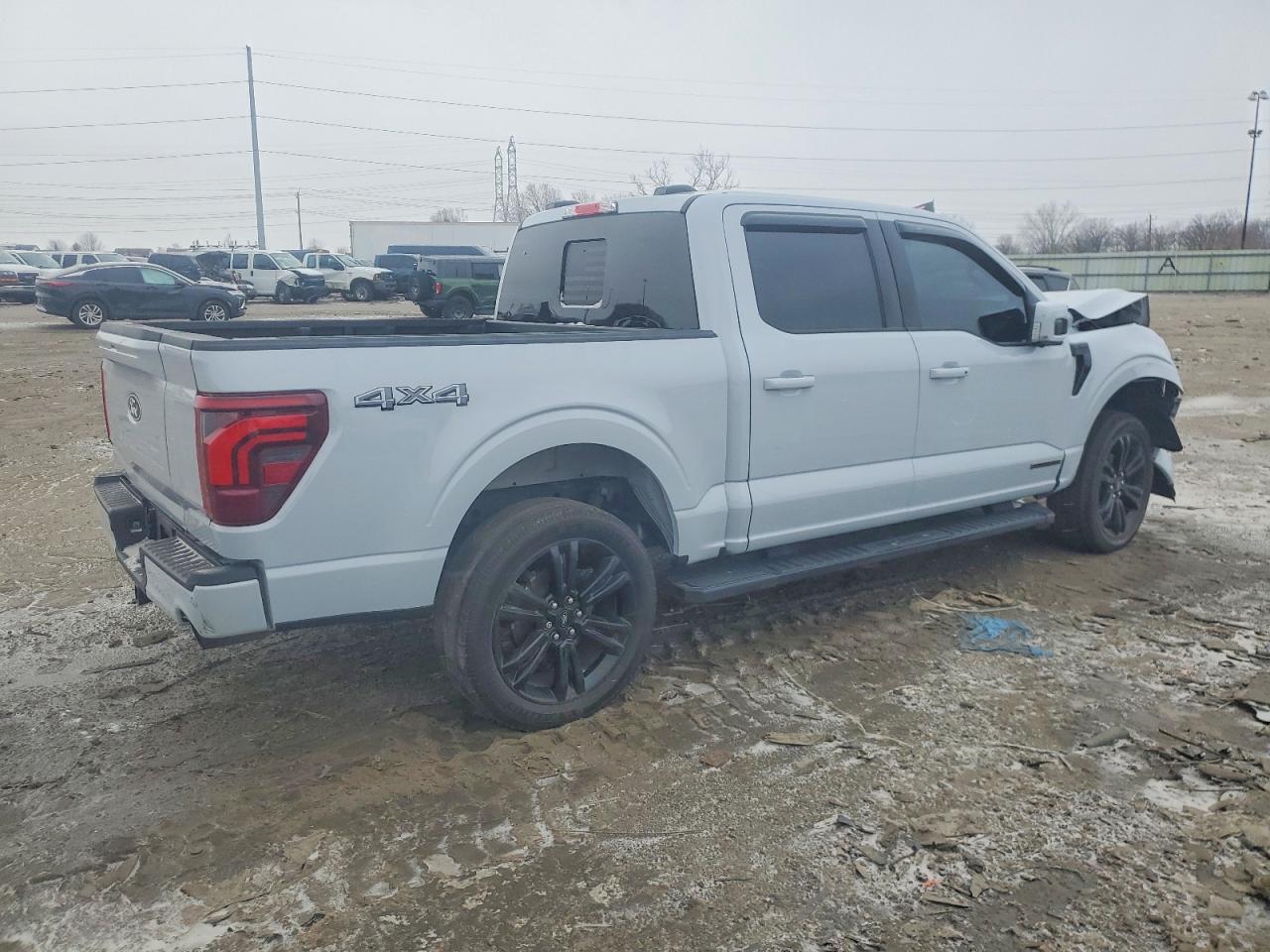 2025 FORD F150 LARIAT photo 3