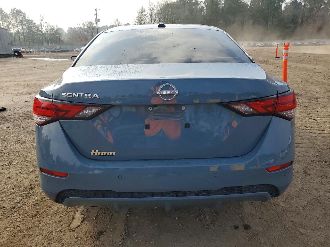 2025 NISSAN SENTRA SV photo 6