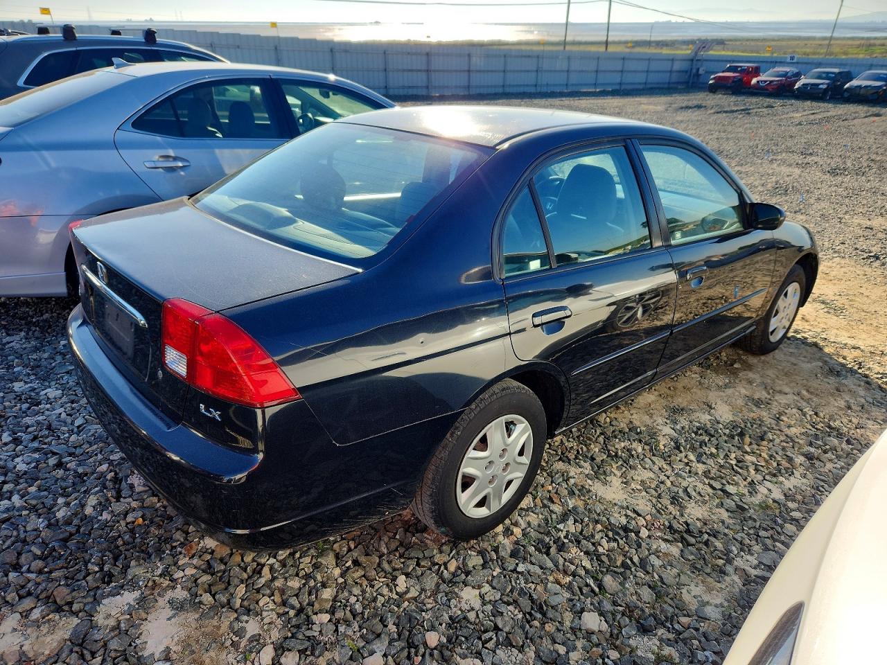 2003 HONDA CIVIC LX photo 3